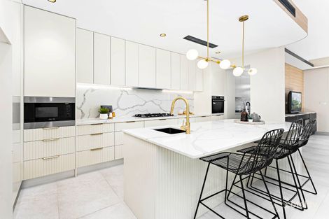 Property photo of 4 Dove Street Revesby NSW 2212