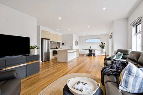 Property photo of 2/25 Codrington Street Dromana VIC 3936