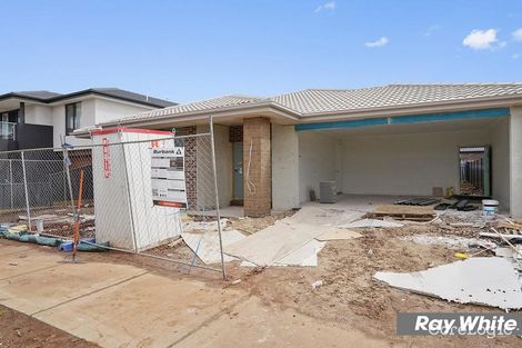 Property photo of 30 Mainview Boulevard Truganina VIC 3029