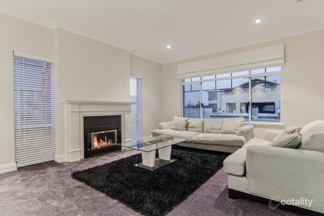 Property photo of 10 Three Bears Loop Secret Harbour WA 6173