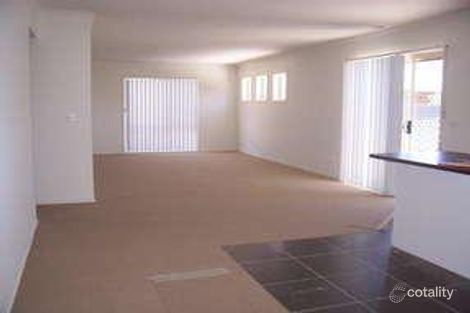 Property photo of 56 Shearwater Drive Pakenham VIC 3810