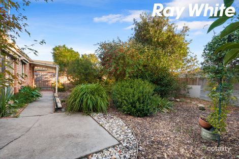 Property photo of 43 Thomas Place Pakenham VIC 3810