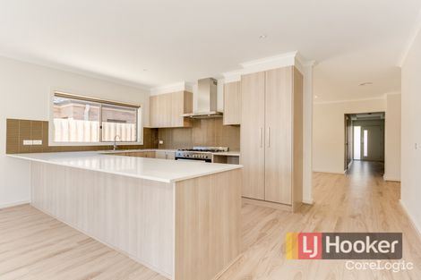 Property photo of 58 Haflinger Avenue Cranbourne East VIC 3977