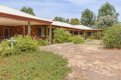 54 Marginata Pde, Jarrahdale, WA 6124