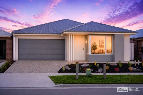 7 Gleam St, Werribee, VIC 3030