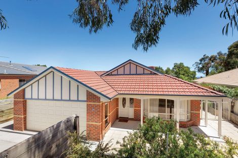 Property photo of 3 Viola Court Mount Helen VIC 3350