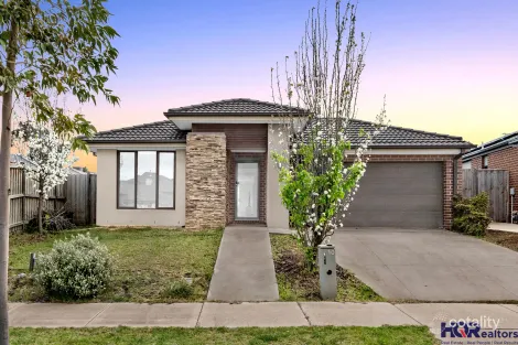 Property photo of 10 Aspect Drive Tarneit VIC 3029