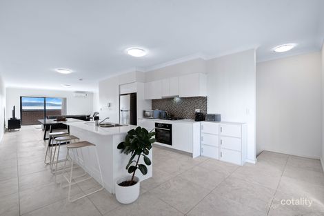 Property photo of 28/2 Glenmore Ridge Drive Glenmore Park NSW 2745