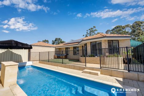 30 Phar Lap Rd, Wattle Grove, WA 6107
