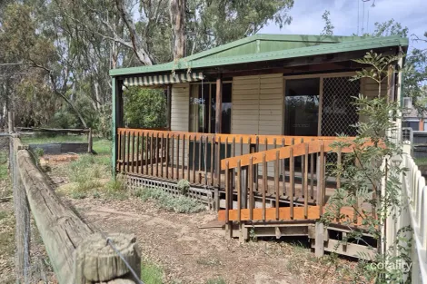 79-81 Victoria St, Rochester, VIC 3561