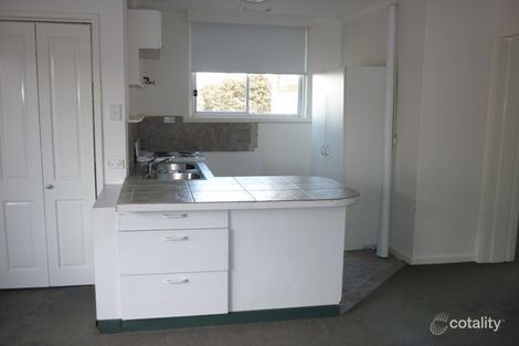 Property photo of 11/13 Cliff Road Frankston VIC 3199