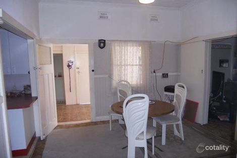 Property photo of 18 Grenfell Street Parkes NSW 2870