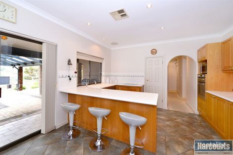 Property photo of 11 Oakridge Road Aberfoyle Park SA 5159