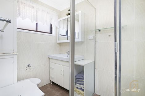 Property photo of 11 Knotwood Avenue Macquarie Fields NSW 2564