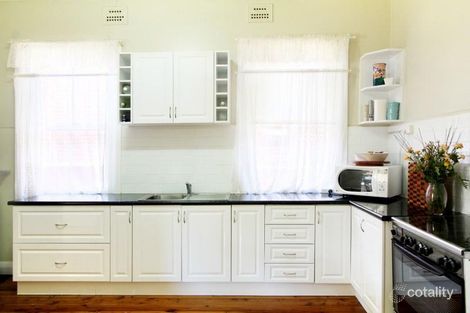 Property photo of 88 Bourke Street East Tamworth NSW 2340