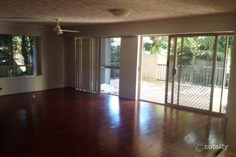 Property photo of 4/25 Walton Street Southport QLD 4215