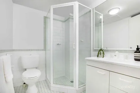 Property photo of 27/12 Hayberry Street Crows Nest NSW 2065