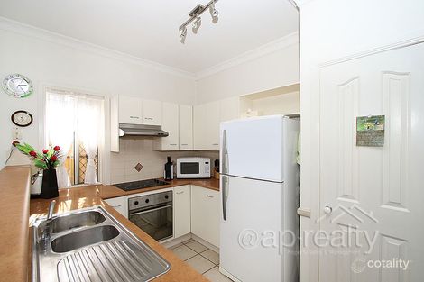 Property photo of 10 Princeton Place Forest Lake QLD 4078