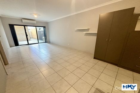 Property photo of 91 Grassdale Parkway Ellenbrook WA 6069