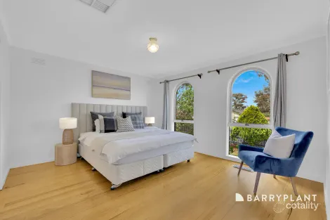 Property photo of 7 Statesman Crescent Mill Park VIC 3082