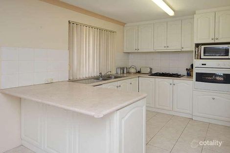Property photo of 19 Guinivere Way Camillo WA 6111