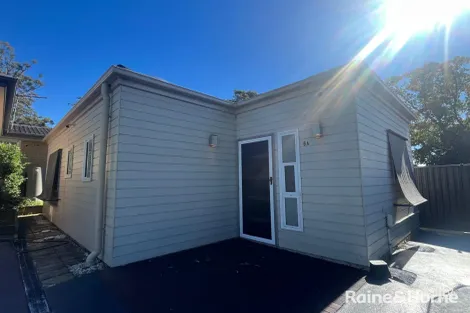 8a Mulga Pl, Macquarie Fields, NSW 2564