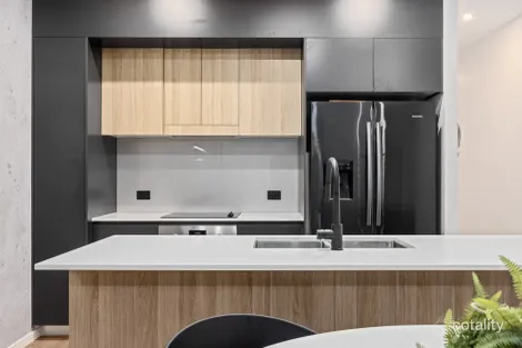 Property photo of 73/20 Beach Road Maroochydore QLD 4558