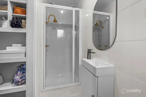 Property photo of 8 Thurlow Close Bolwarra NSW 2320