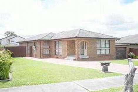 Property photo of 5 Olga Close Bossley Park NSW 2176