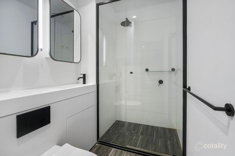 Property photo of 2403/462 Elizabeth Street Melbourne VIC 3000