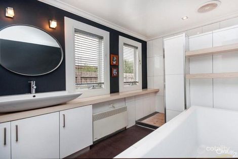 Property photo of 36 Hood Street Dennington VIC 3280