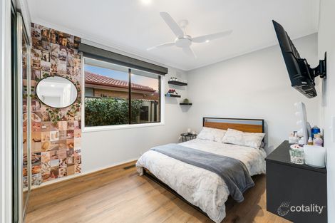 Property photo of 8 Birralee Square Keilor Downs VIC 3038