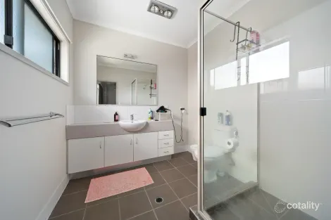 Property photo of 2 Cherry Street Blackwater QLD 4717