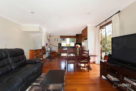 Property photo of 1 Cecil Street Indooroopilly QLD 4068