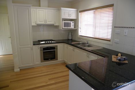 Property photo of 2/17 Bobs Street Bendigo VIC 3550