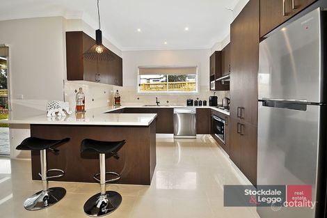 Property photo of 25 Tuross Crescent South Morang VIC 3752