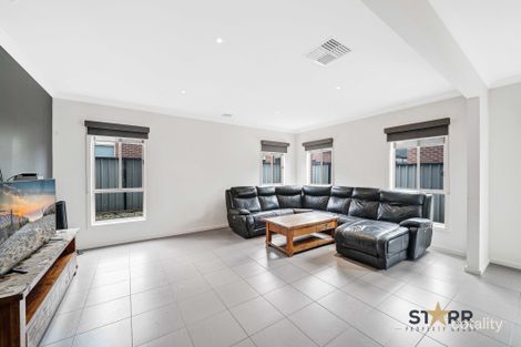 Property photo of 8 Emden Road Wollert VIC 3750