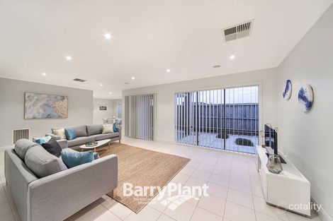 1/11 Olivia Ct, Pakenham, VIC 3810