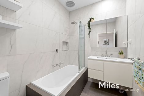 Property photo of 1/63 Strathallan Road Macleod VIC 3085
