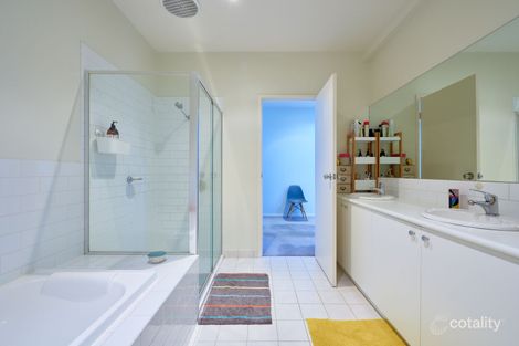 Property photo of 2/3 Manikato Avenue Mordialloc VIC 3195