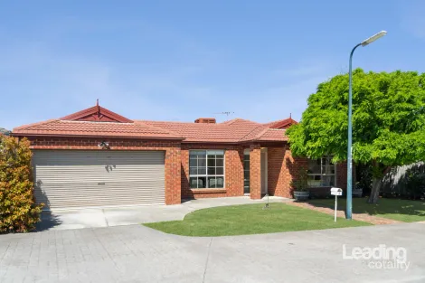 Property photo of 3 Horan Place Sunbury VIC 3429