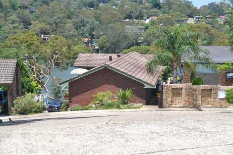 Property photo of 32 Marina Crescent Gymea Bay NSW 2227