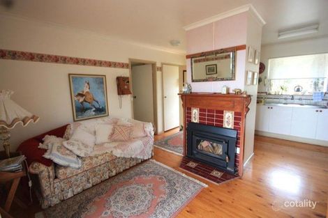 Property photo of 415 Edward Road Chirnside Park VIC 3116