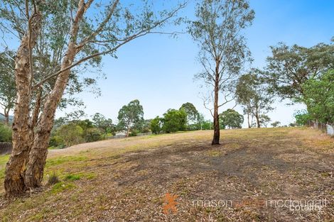 Property photo of 11 Pinnaroo Close Hurstbridge VIC 3099