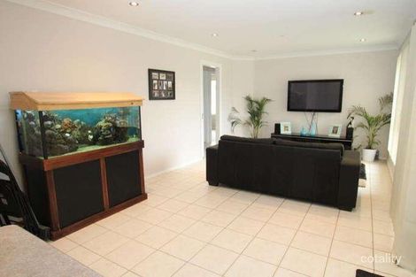 Property photo of 5 Vannon Circuit Currans Hill NSW 2567