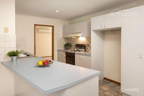 Property photo of 16 Thrush Court West Wodonga VIC 3690