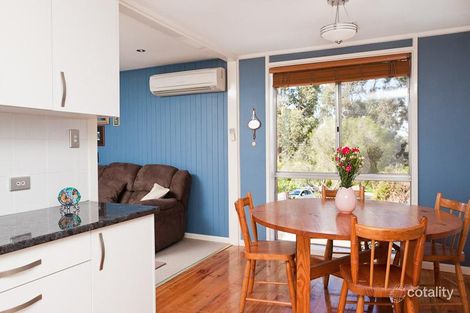 Property photo of 50 Handcock Crescent Macgregor ACT 2615