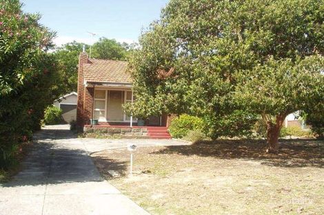 34 Halse Cres, Melville, WA 6156