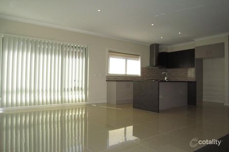 Property photo of 8 Cockatiel Circuit Craigieburn VIC 3064