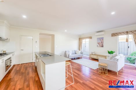 Property photo of 21 Caporn Turn Queens Park WA 6107